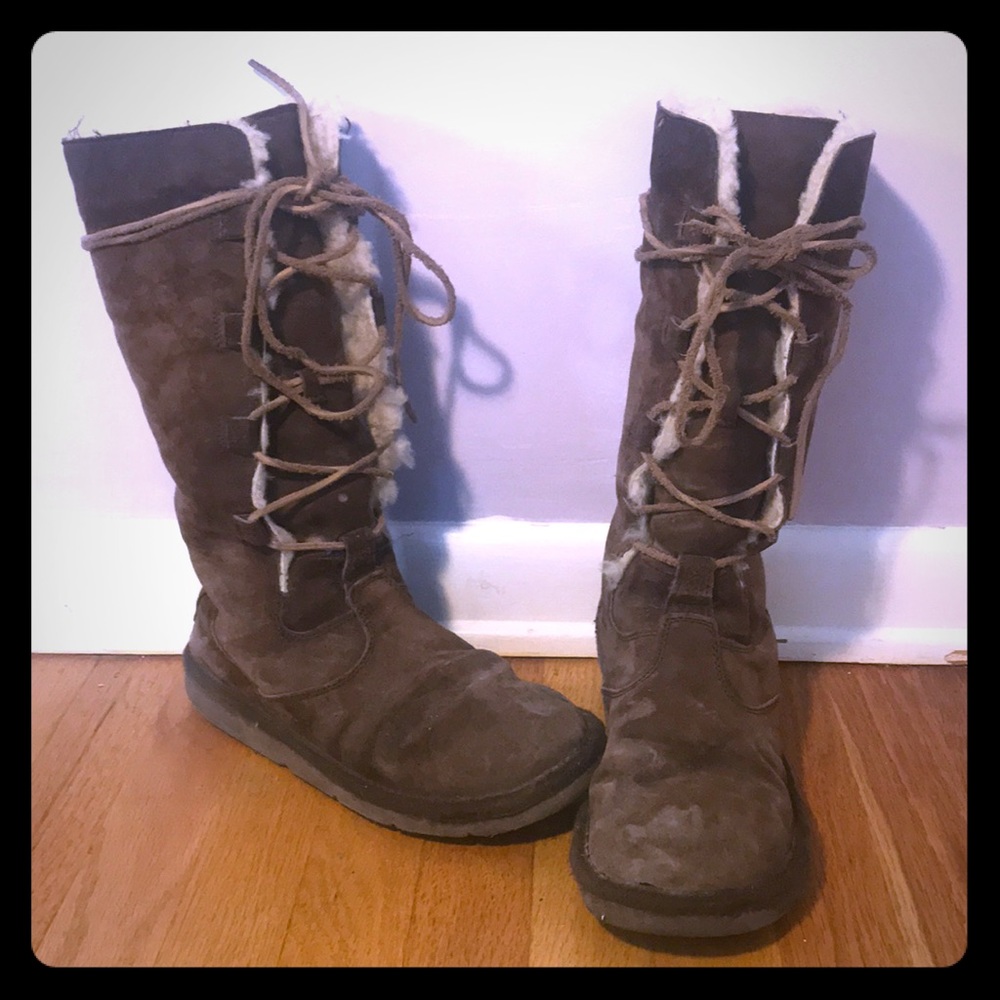 UGG Australia Lace-Up Whitley Winter Boot 9
